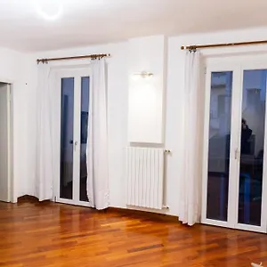 https://sweet-house-corso-genova.it-lombardy.com